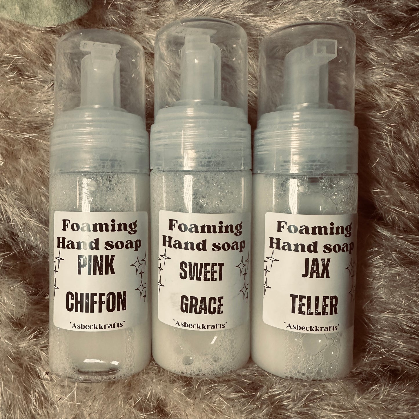 Foaming hand soap