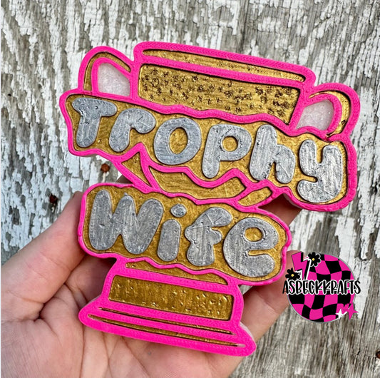 Trophy wife (Boujie rouge)RTS